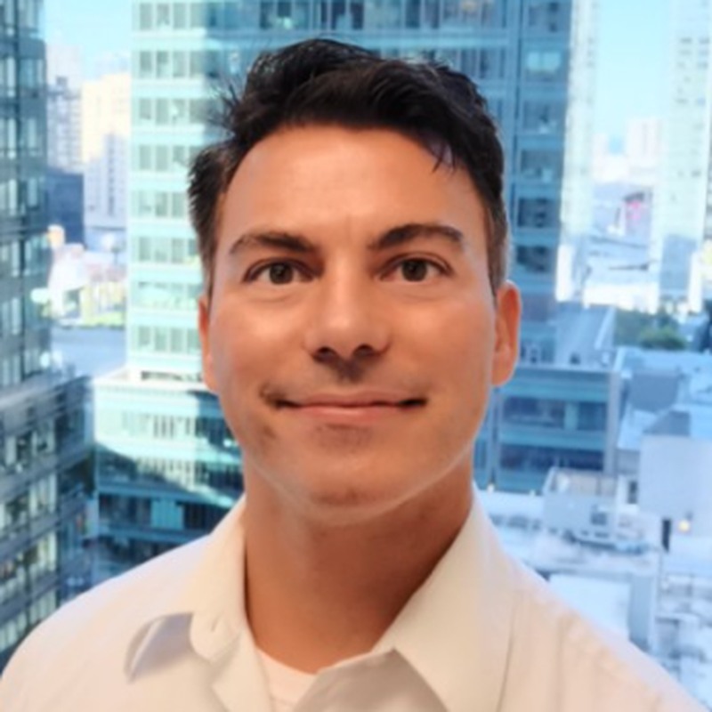 Jason Kumpf, the wanderer behind World Luxury Wonders